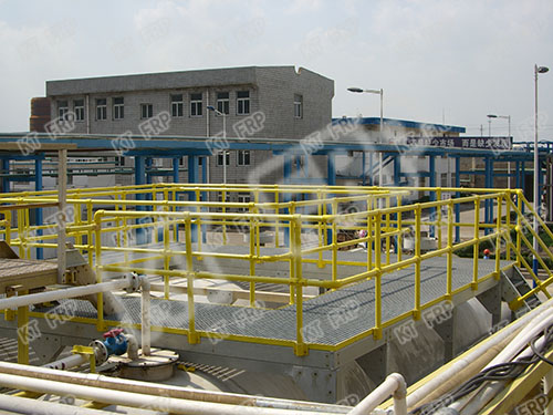 DN50 type chemical storage tank guard rail and operating platform system